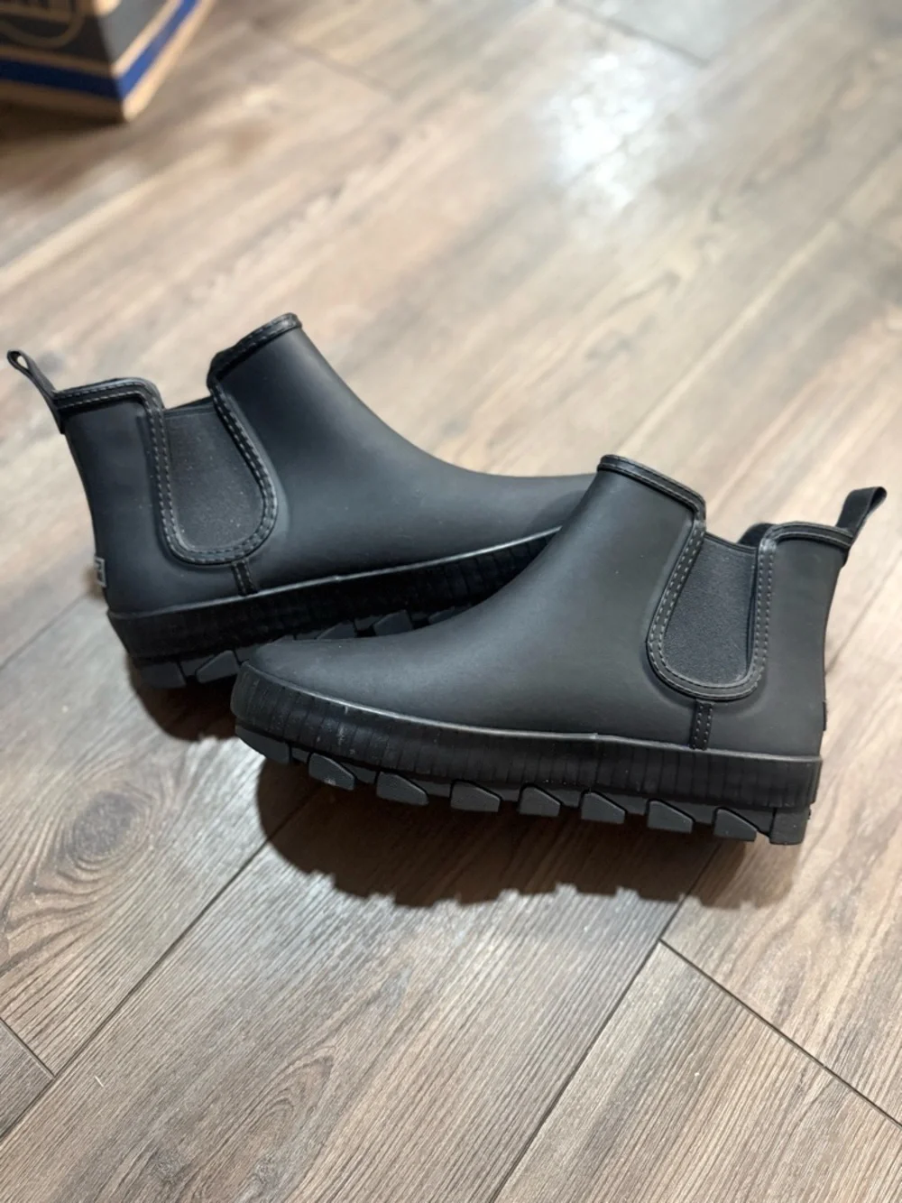 Sperry Torrent Chelsea Rain Boots Black Waterproof Rubber Lug Womens 10